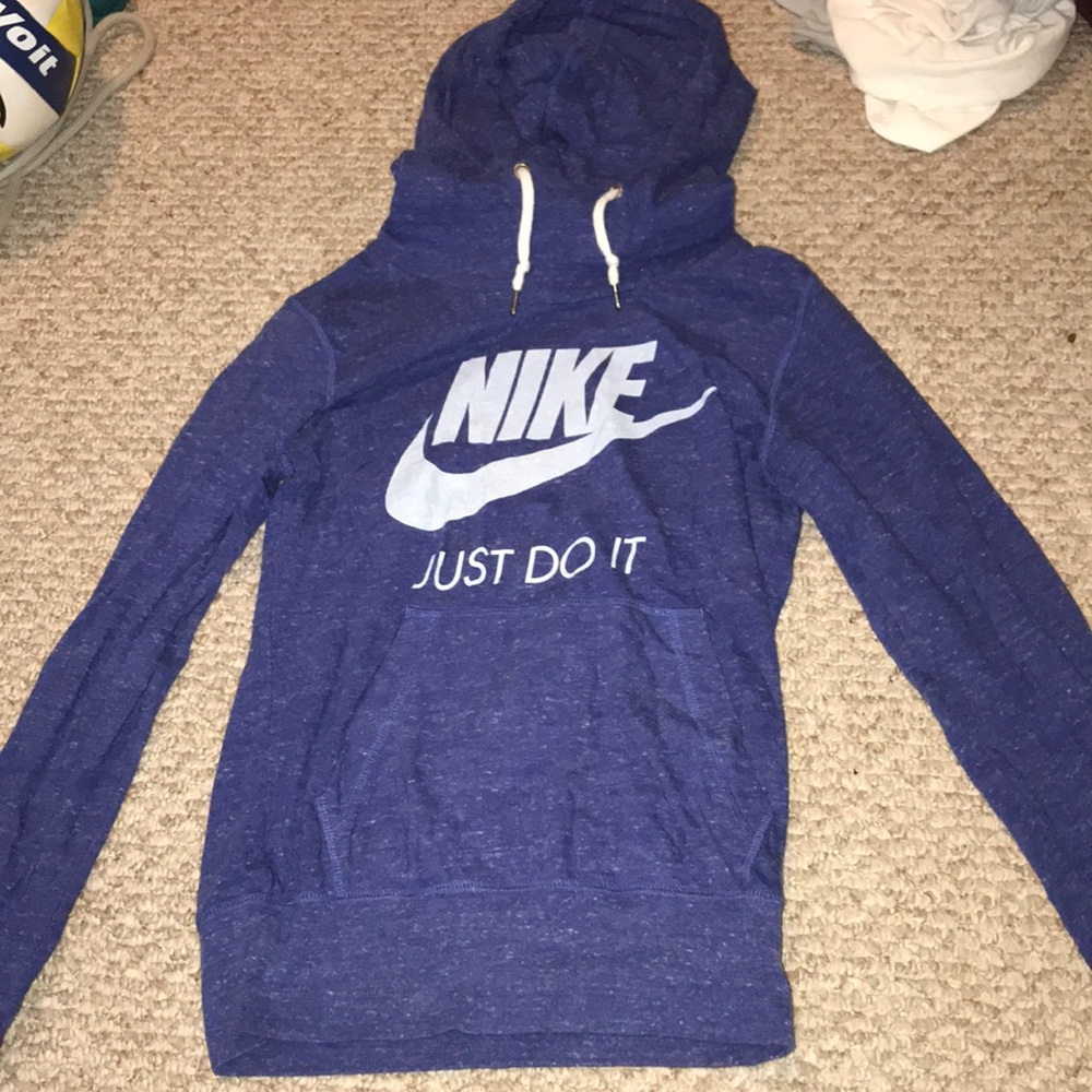 Nike sweatshirt
